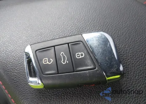 2024 Volkswagen Jetta Gli 40Th Anniversary Edition z USA, uszkodzony, nr VIN 3VW9T7BU7RM003590